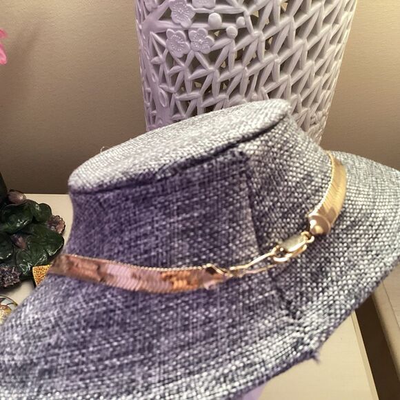 Nicely Made Goldtone Wide Herringbone Necklace - Picture 5 of 8